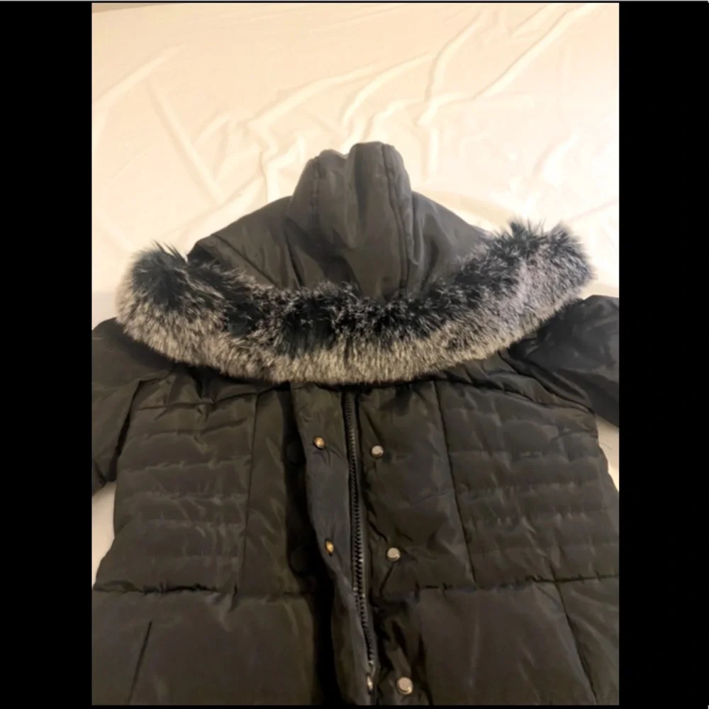 Obosoyo Coat Size Medium - Picture 5 of 8